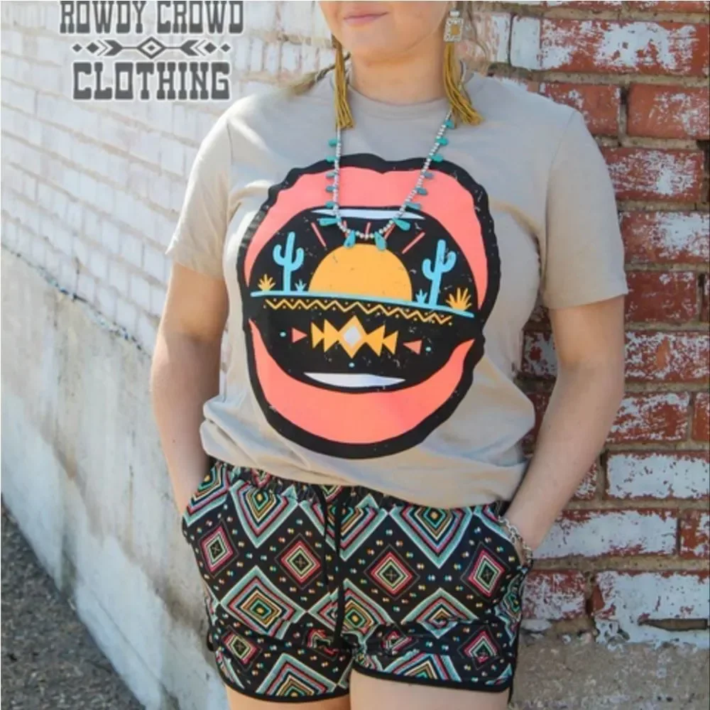 Danbury Diamond Shorts - Picture 2 of 5